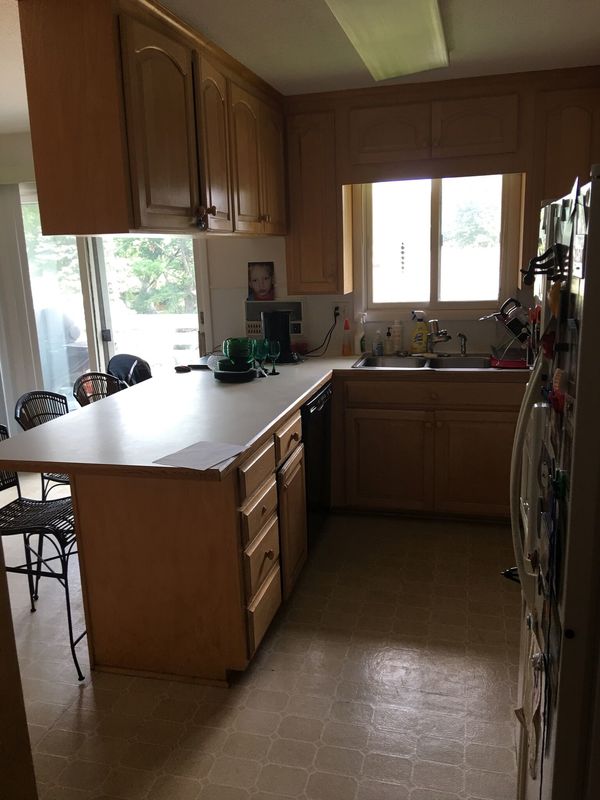 Chanhassen home before renovation — photo 2