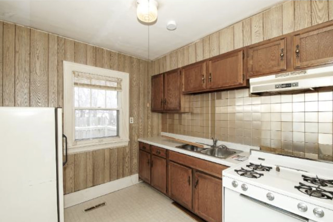 Edina home before renovation — photo 3