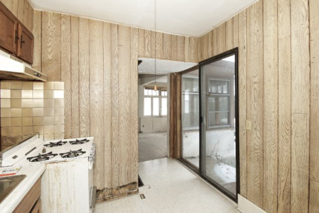 Edina home before renovation — photo 4