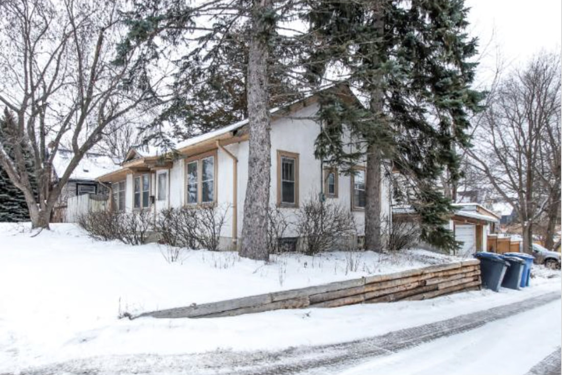 Edina home before renovation — photo 4
