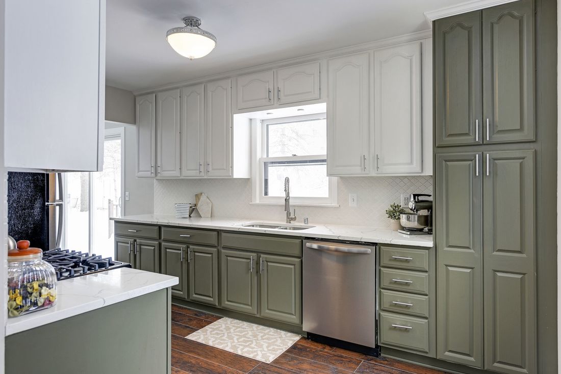 Mound home after renovation — photo 2